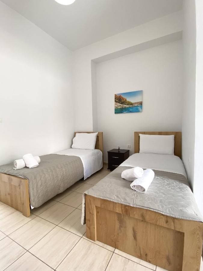 Acta'S Rooms Himare Exterior foto